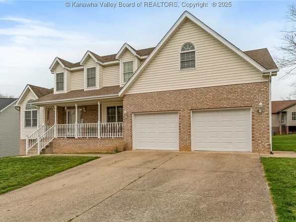 17 Meadowbrook Cir, Hurricane, WV 25526
