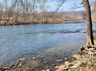 Grove Hill River Rd, Shenandoah, VA 22849