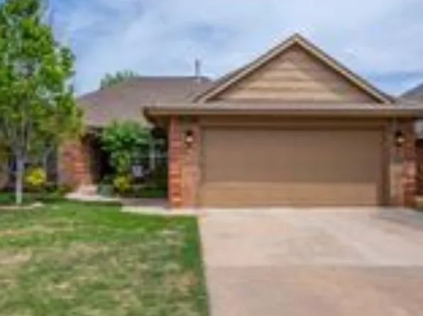 7500 Meadow Lake Dr, Yukon, OK 73099
