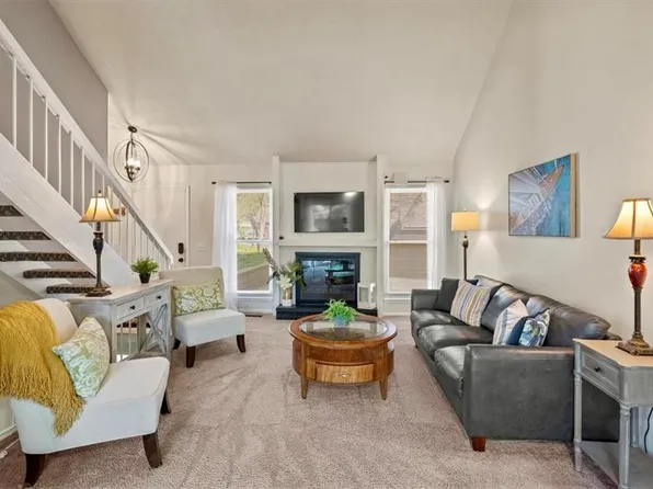 5753 N Anita Ave, Kansas City, MO 64151