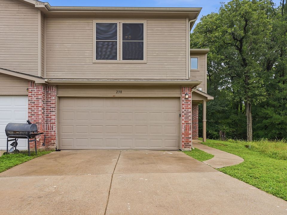 1st image of 238 Creek Cove Dr