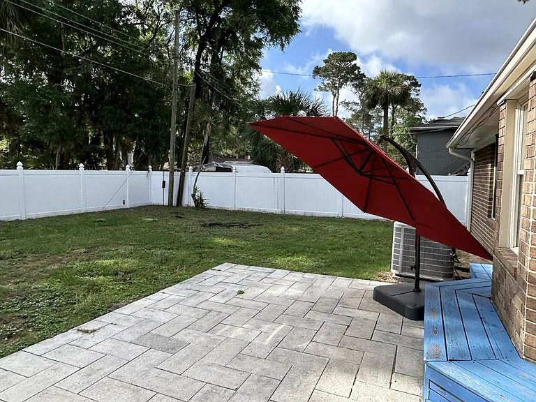 1008 Charlene St — Photo 35