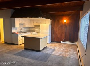 808 W 29th Pl APT 5, Anchorage, AK 99503