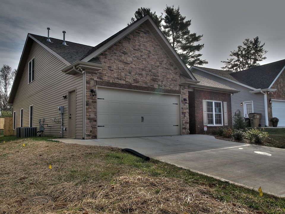 1st image of 4610 Pecanwood Way #V1