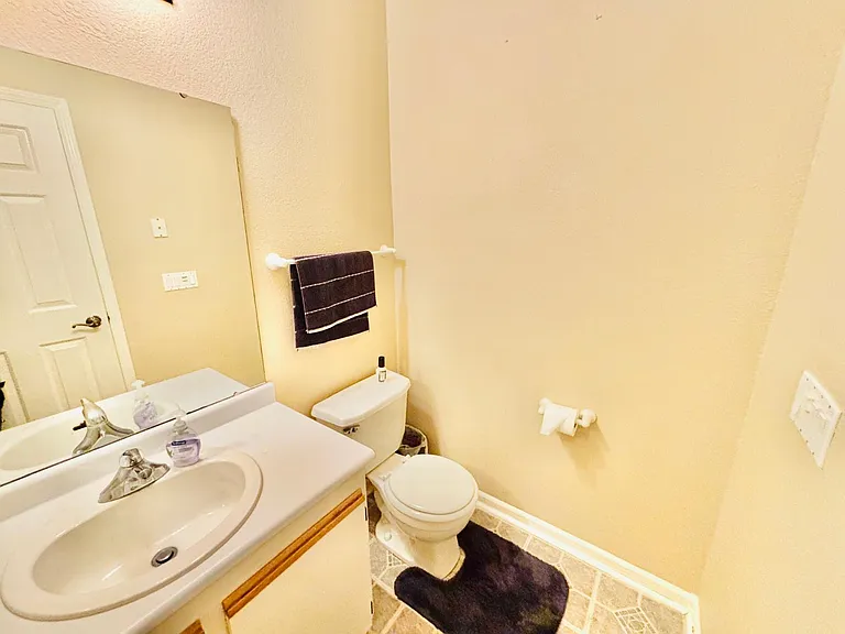 2603 W Village Dr #2603 — Photo 5