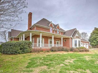 329 Willow Lakes Ln, Jefferson, GA 30549