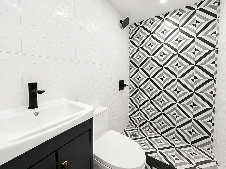 604 Metropolitan Ave #1 — Photo 8
