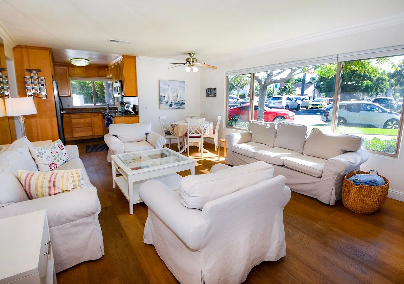 1052 Isabella Ave # A — Photo 3