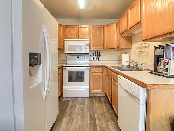 3rd image of 3200 S Federal Blvd Unit 1-2