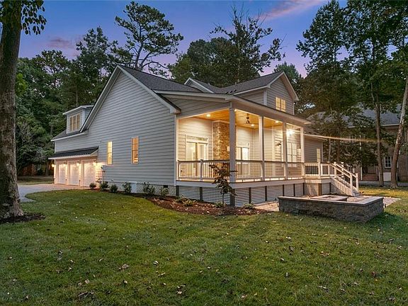 2nd image of 107 Tayloe Circle