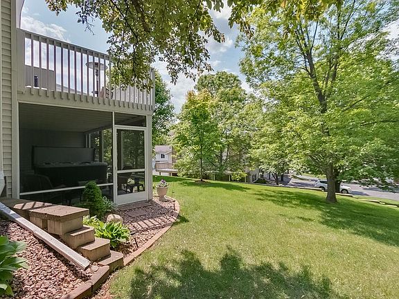 4th image of 1411 W 140th St #0