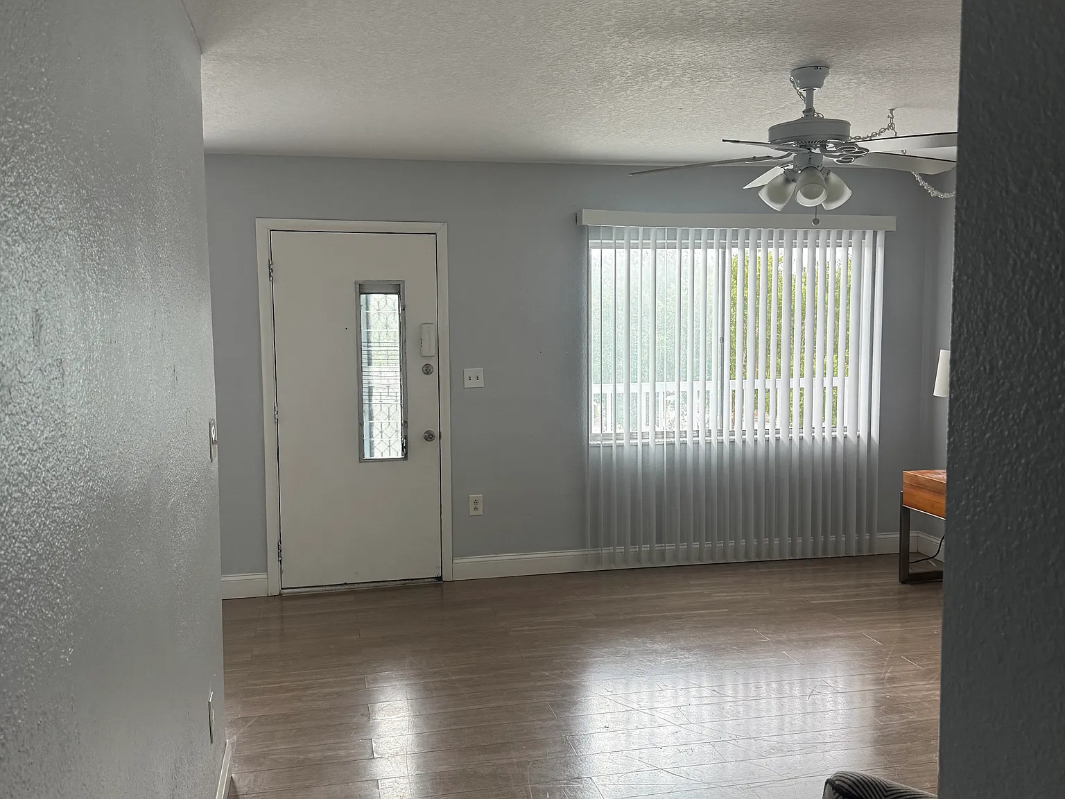 2 bed, 874 sqft, $1,600 — Photo 1
