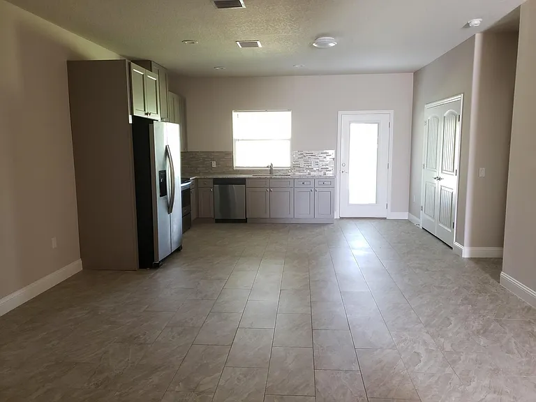 41 Providence Ln #A — Photo 7