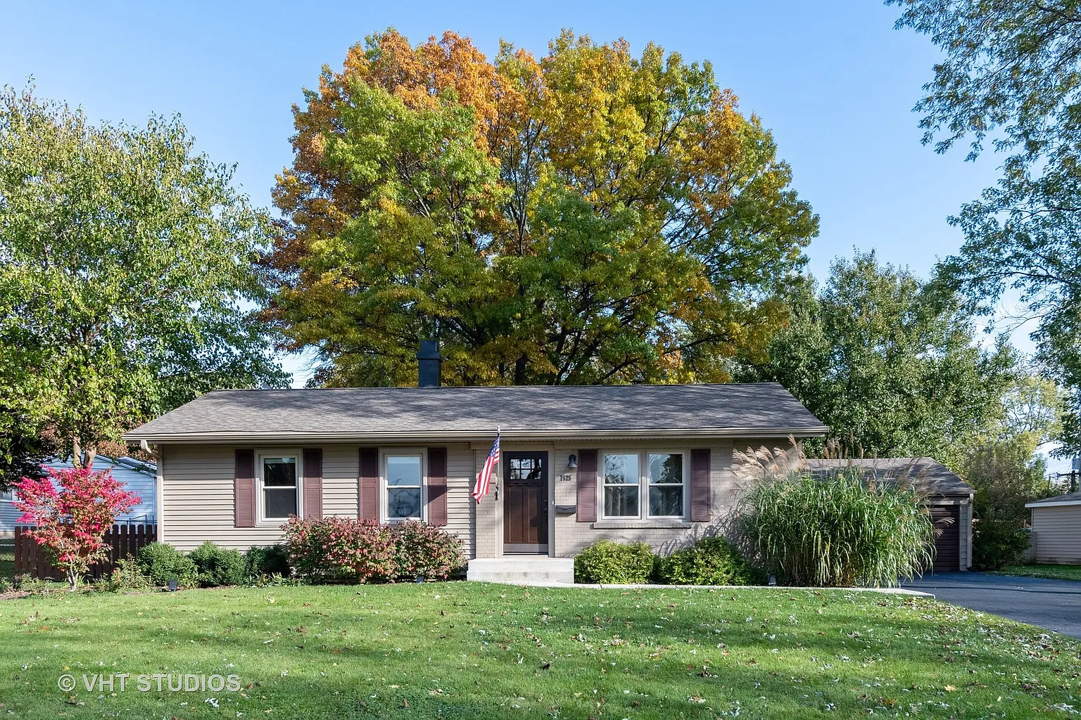 7525 Westview Ln photo 1