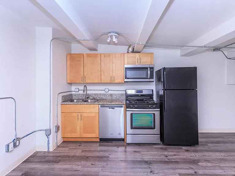 Statham Live Work Lofts — Photo 10