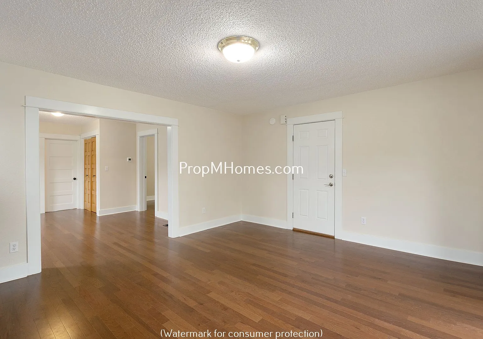 2725 SE Stark Street — Photo 4