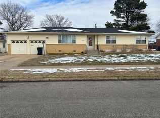 2512 Hilltop Ave, Muskogee, OK 74403