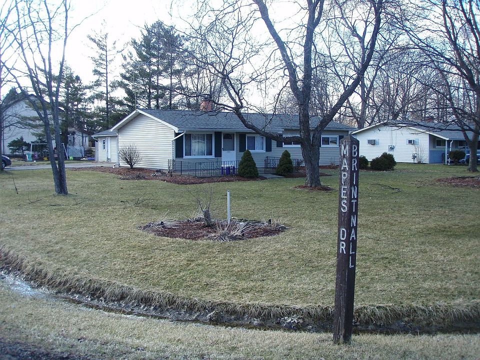 Corner Lot View