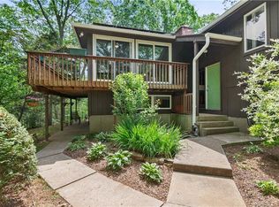 98 Fairy Dell Rd, Clinton, CT 06413