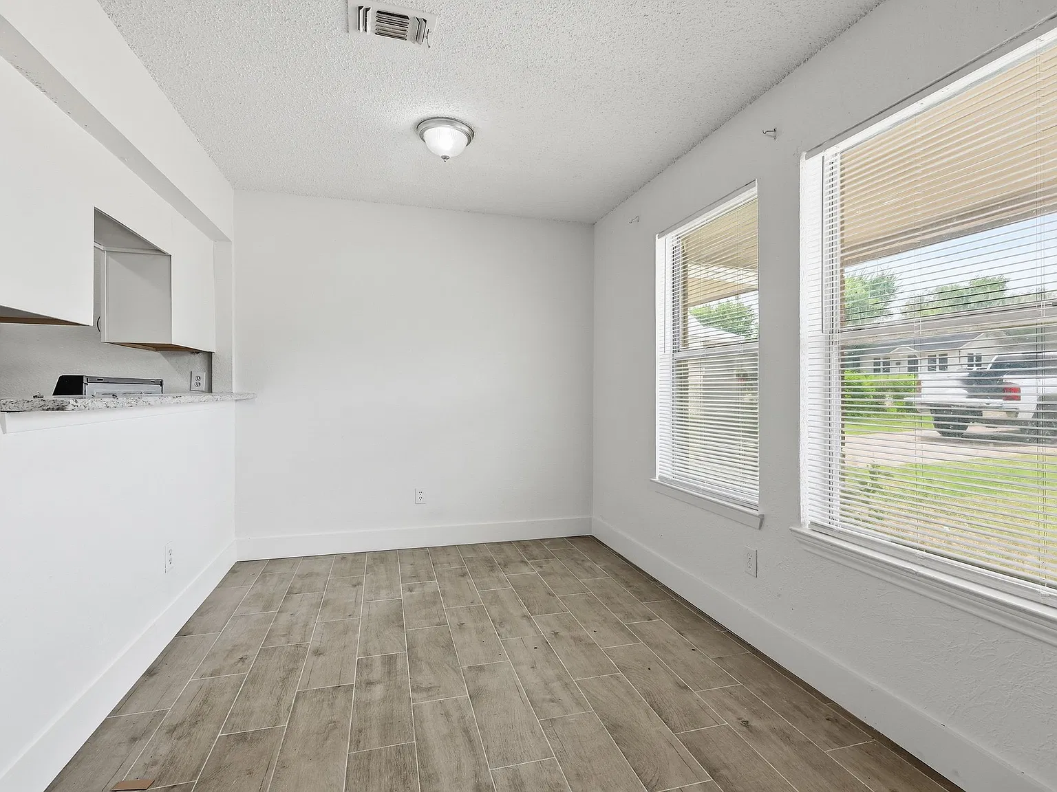 5517 Wellesley Avenue (New) - 1 — Photo 4