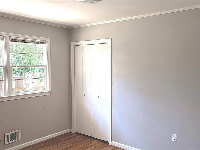 3022 Templewood Dr NE — Photo 7