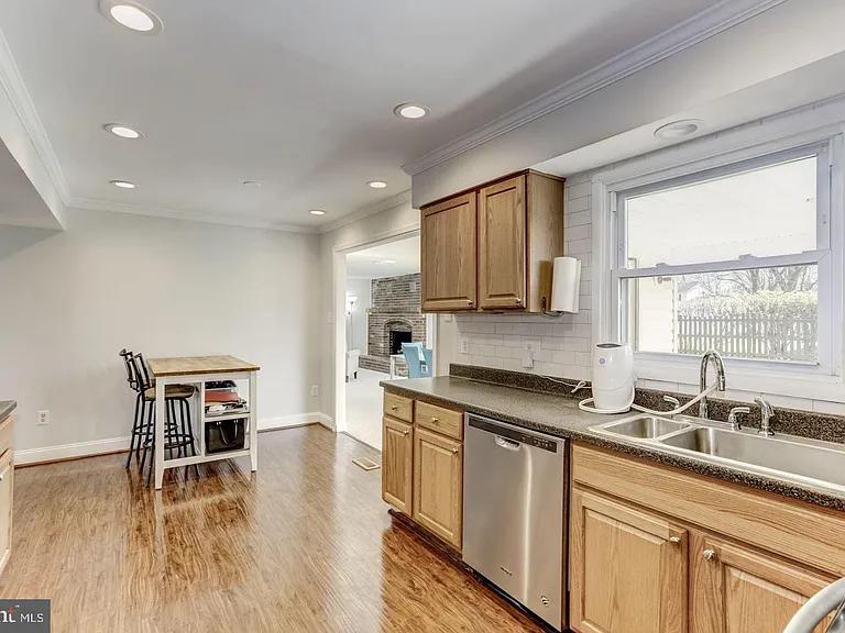 4311 Pergate Ln — Photo 18