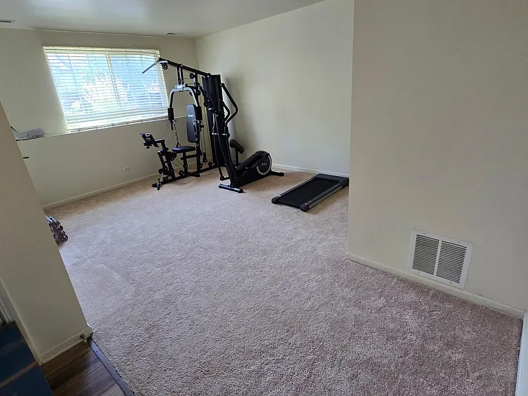 484 Belvedere Ln — Photo 21