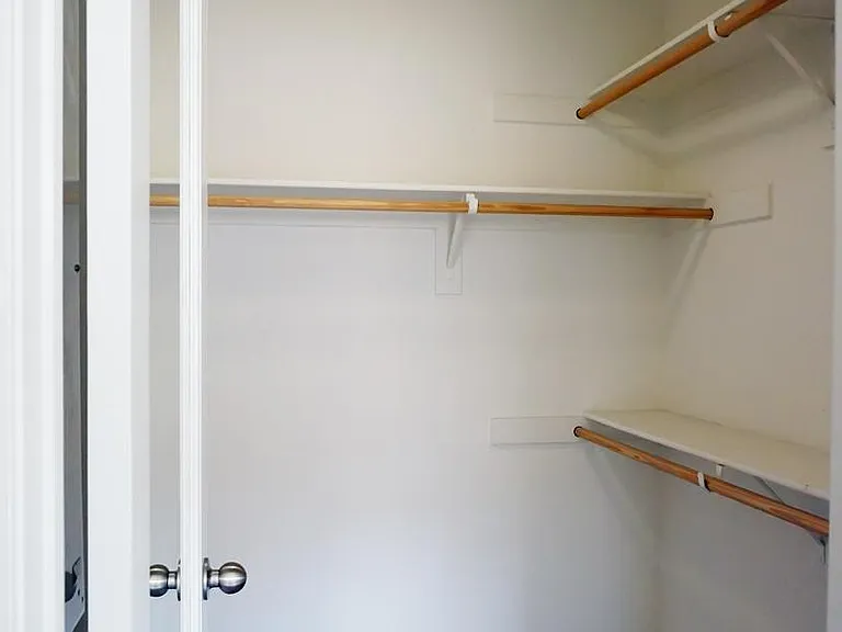 347 W Linden Dr — Photo 18