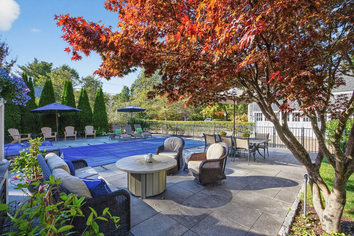 next background image