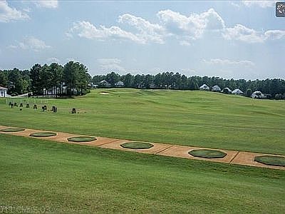1st image of 3 Golden Spur Ln