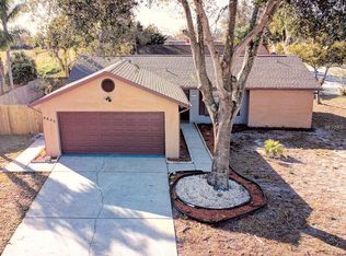 6840 Hills Dr, New Port Richey, FL 34653