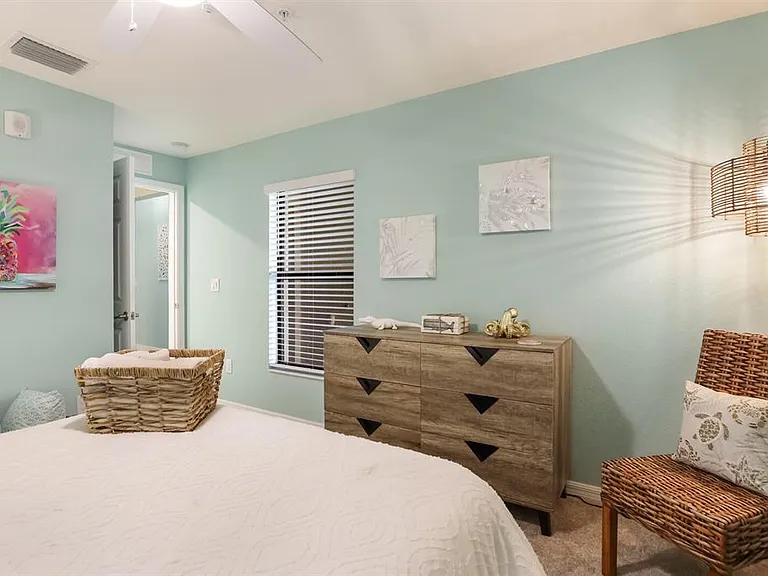 5557 Palmer Cir #202 — Photo 21