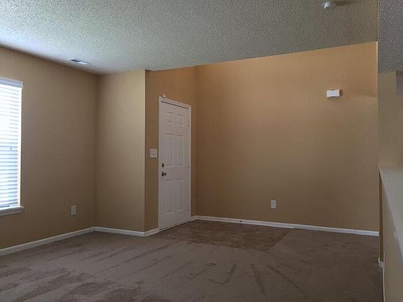 3rd image of 5817 Ashcroft Dr