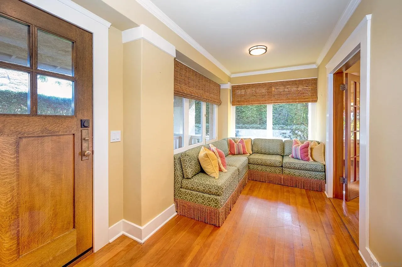 3 bed, 2989 sqft, $8,650 — Photo 4
