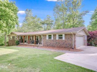 3355 Springdale Forrest Cir, Gainesville, GA 30506