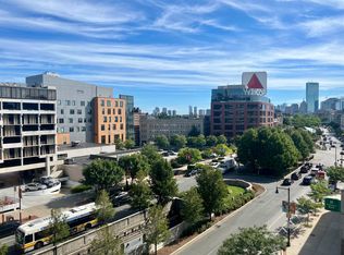 566 Commonwealth Ave APT 605, Boston, MA 02215