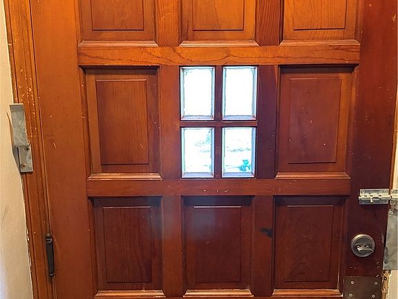 2nd image of 13116 Crennell Ave