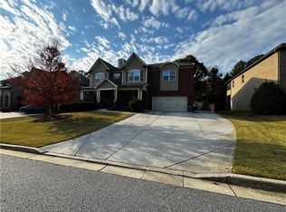 2540 Maple Ridge Ln, Cumming, GA 30041