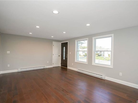 3rd image of 45 Village Cir S