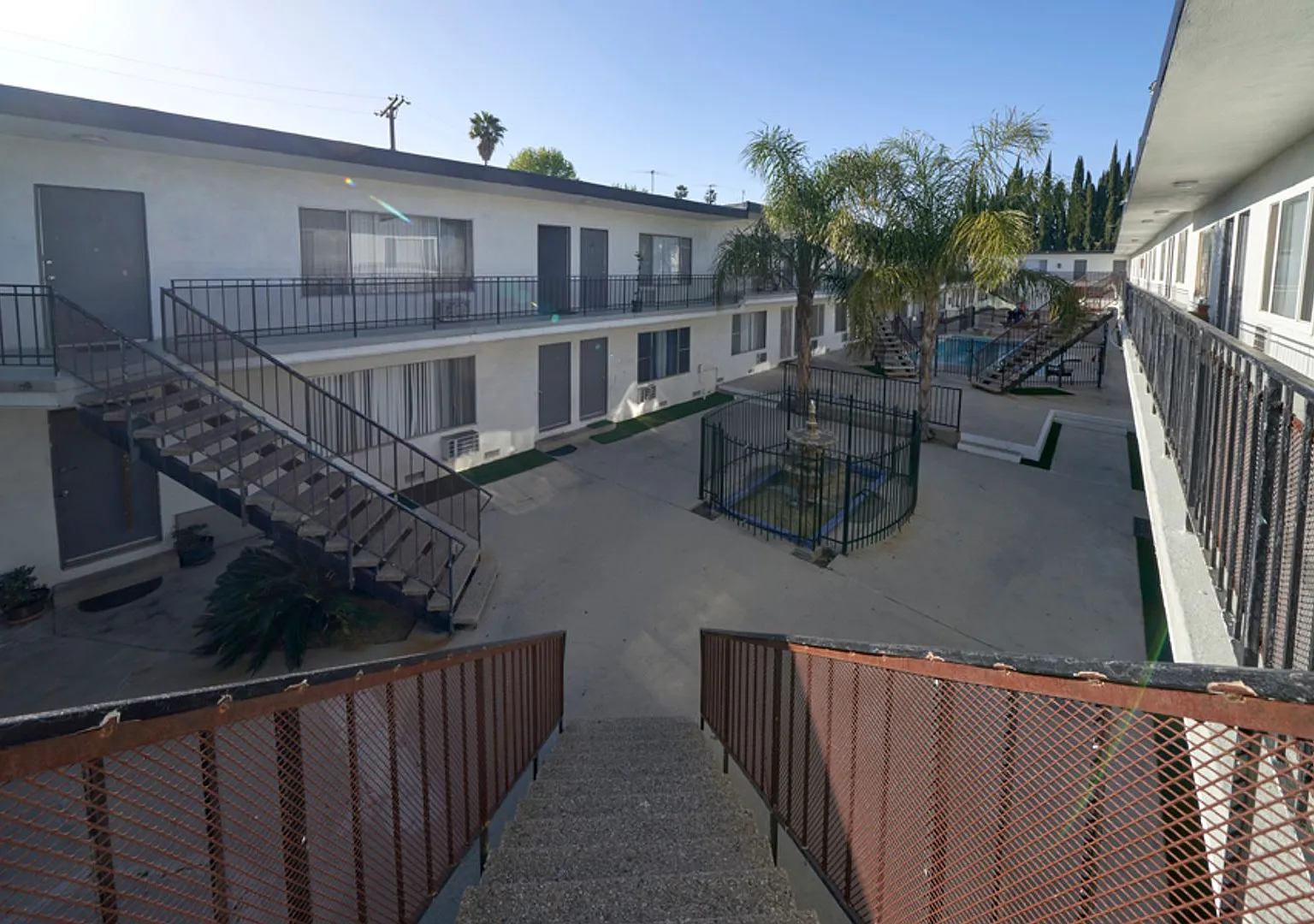 Saticoy — Photo 2