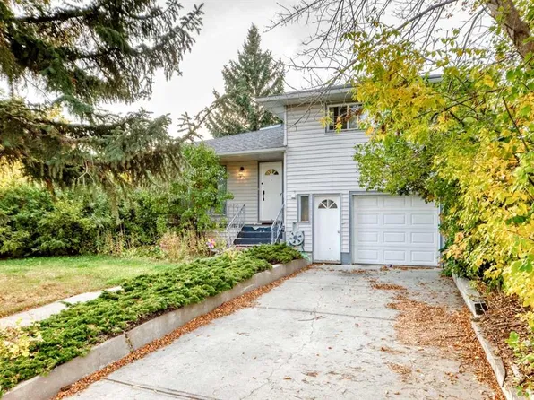 4015 E Centre B St NW, Calgary, AB T2K 0W3