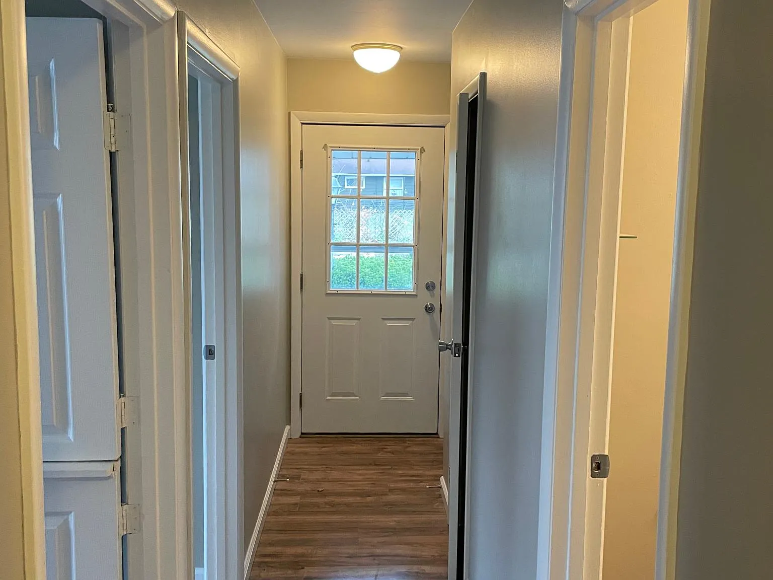 3 bed, 1120 sqft, $1,550 — Photo 4