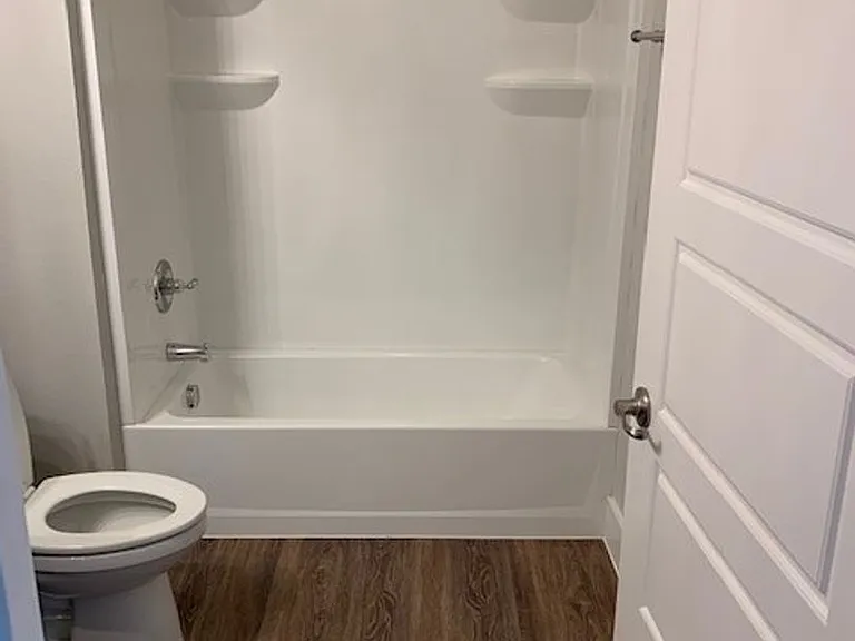 375 Hampton Pl — Photo 9
