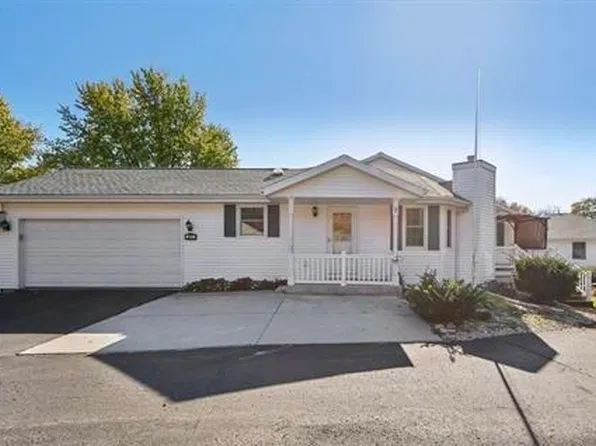 877 Sutherland Ave #4, Janesville, WI 53545