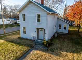 253 W Maple St, Clyde, OH 43410