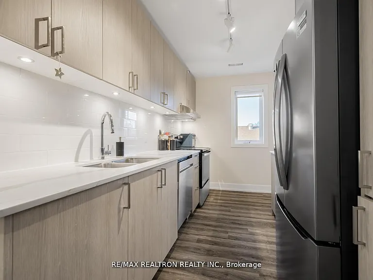 4 Virgilwood Dr #LOWER — Photo 16