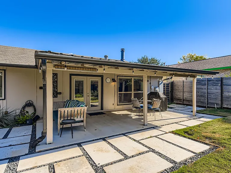 2819 Nordham Dr — Photo 17