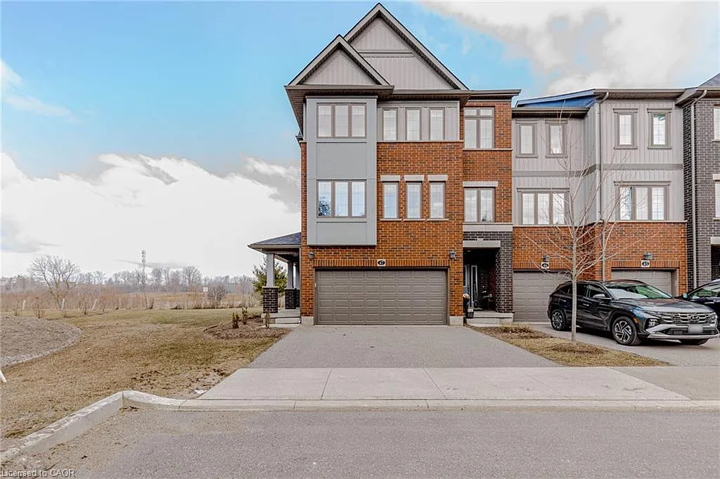 311 Woolwich St #47 photo 1
