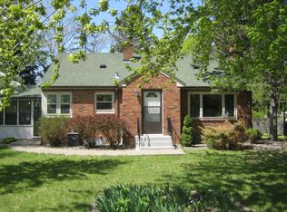 2164 E Old Shakopee Rd, Bloomington, MN 55425