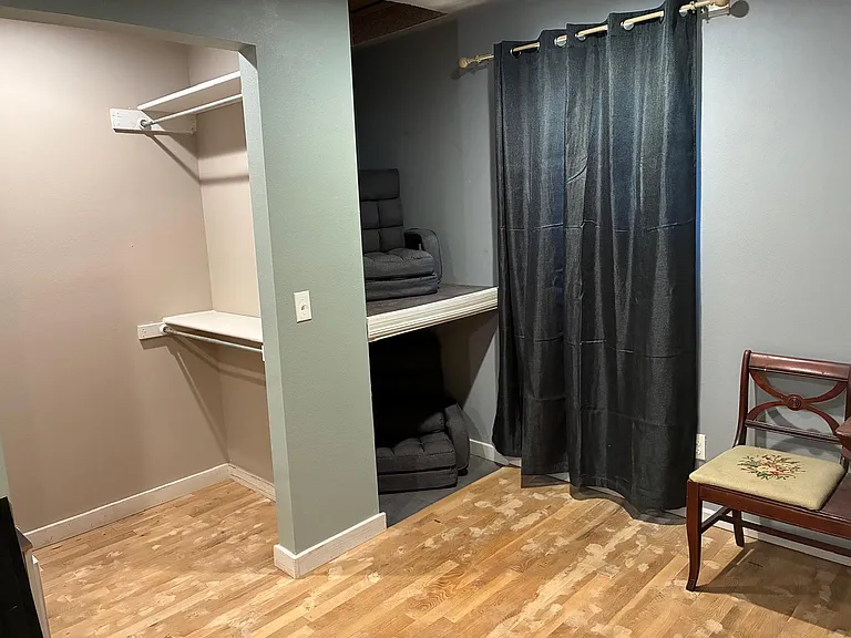 E Clover Creek Dr — Photo 27